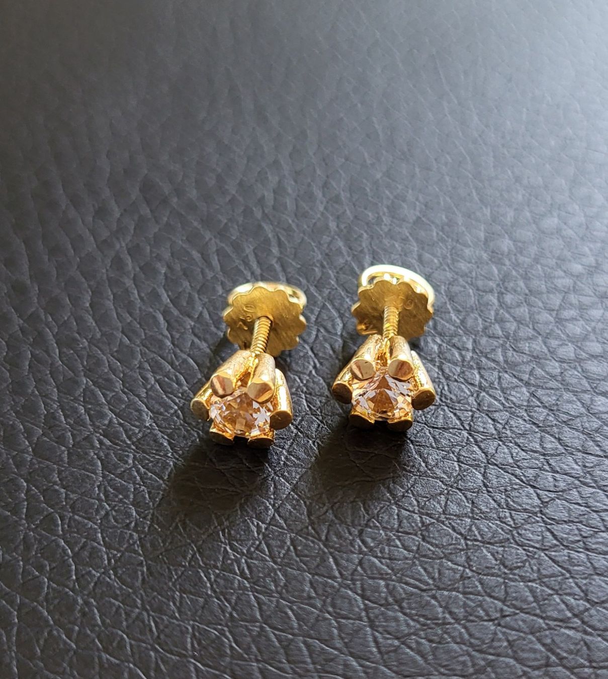 Orecchini pendenti & Orecchini a lobo: Gold 750 Ohrstecker Mit Steine – Usato da Wald ZH venduto da Dasilver 2