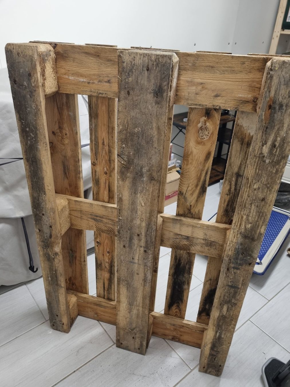 Paletten: Holzpalette 79 x 120 – Gebraucht aus Wetzikon ZH von Tangoargentino 1