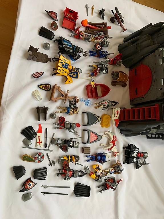 Giocattoli: PLAYMOBIL Ritterburg – Usato da Birsfelden venduto da jos_rc6t 2