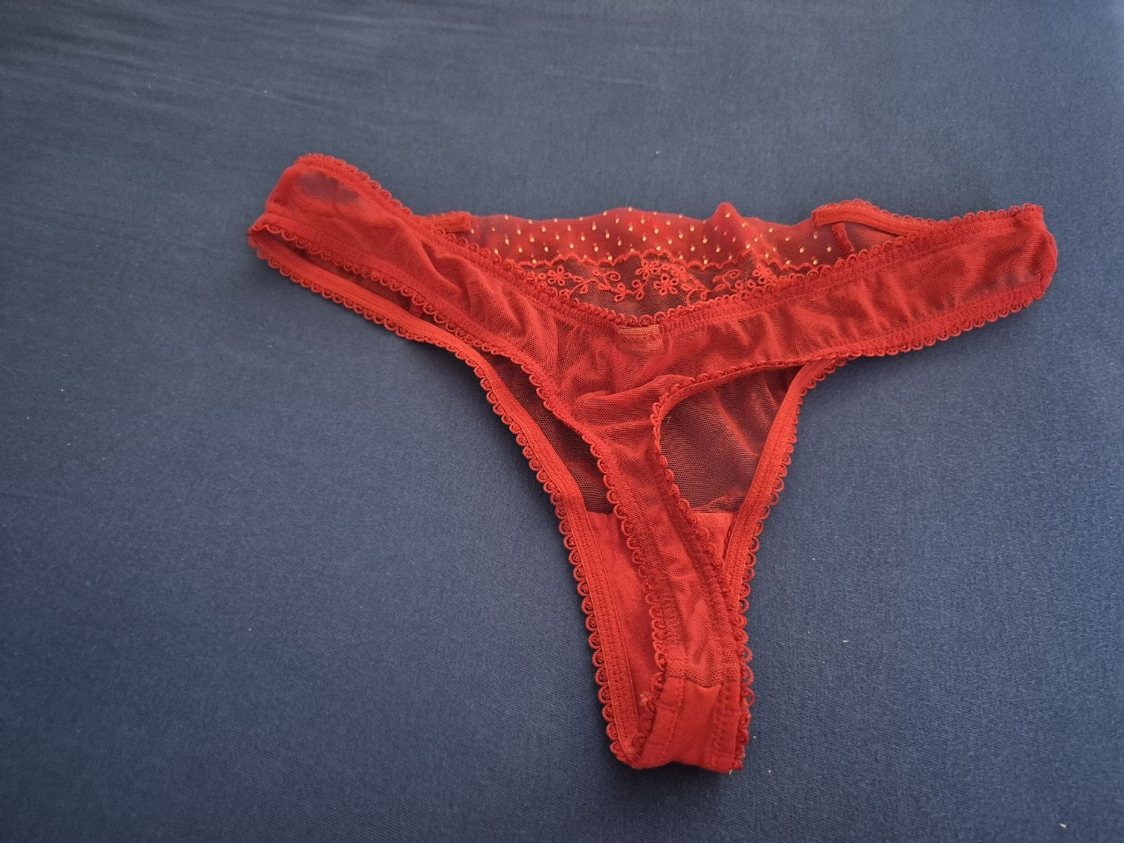 Sonstige Unterwäsche: String M – Gebraucht aus Würenlingen von kuh33 1