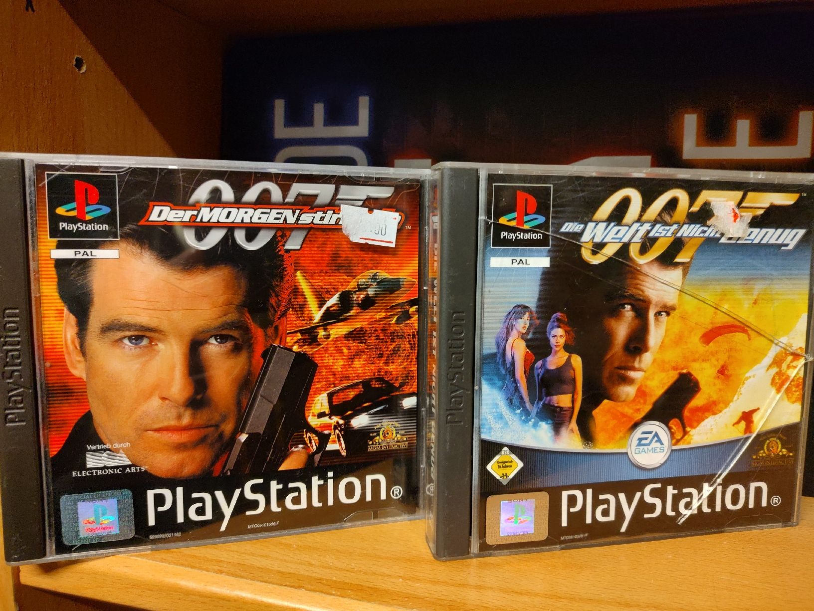 Sony Giochi: James Bond 007, lot de 2 jeux PS1 – Usato da Fribourg venduto da PastGame