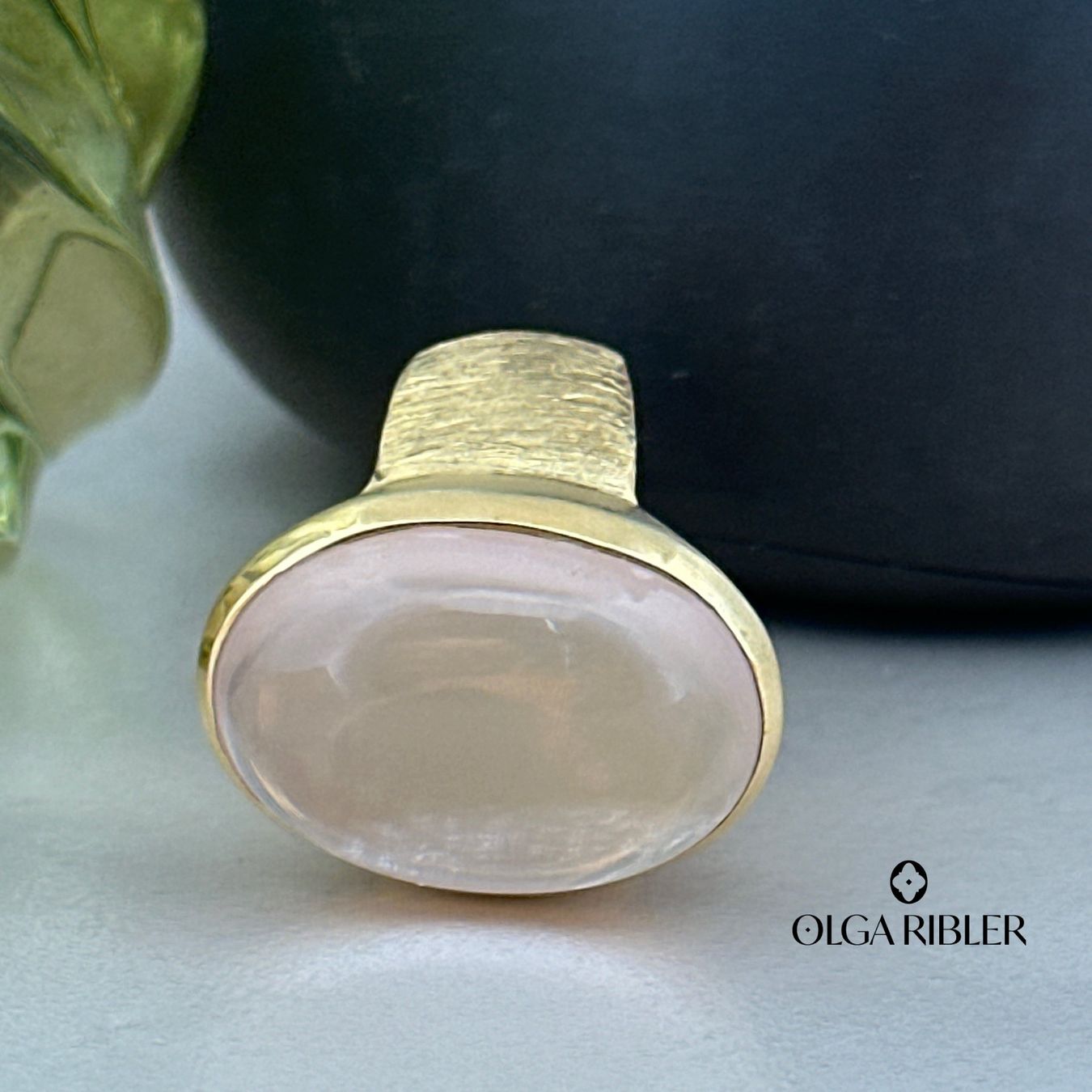 Olga Ribler Anelli: Statement Ring mit Rosenquarz - Silber vergoldet Grösse 57 – Nuovo (secondo la descrizione) da Luzern venduto da byolgaribleroutlet 1