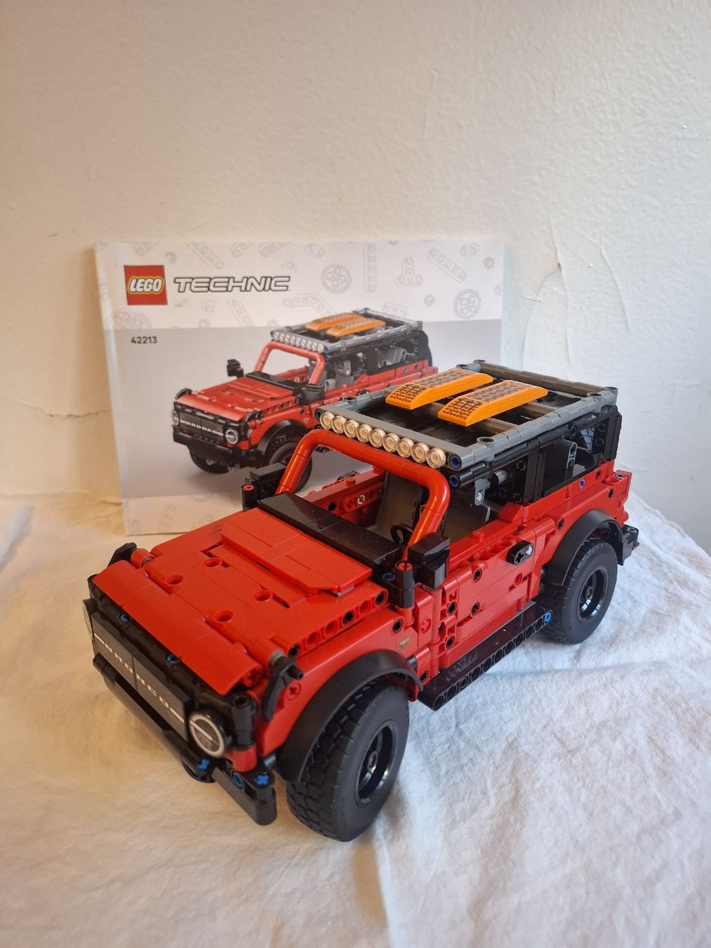 Technics Baukästen: Lego Technic Ford Bronco 42213 – Gebraucht aus Genève von Stromx_Warrior