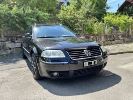 VW Passat 1.8T Highline 8-fach bereift mit Ersatzteilen