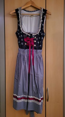 Dirndl (Esmara) Grösse 42