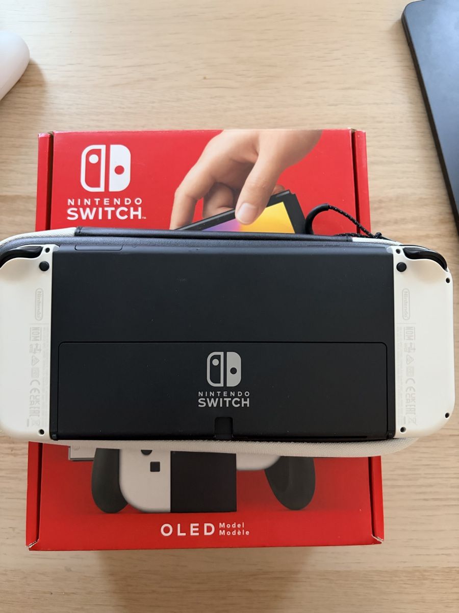 Nintendo Konsolen: Nintendo Switch OLED – Gebraucht aus Latterbach von eld_77wn 2