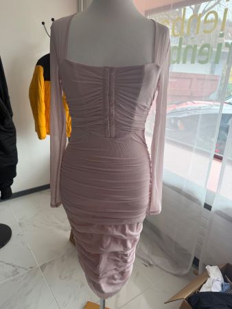 NEUES GUESS MIDIKLEID ROSA GRÖSSE M