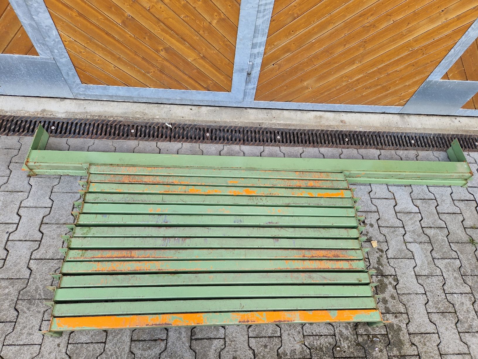 Scaffali: Palettengestell Traversen/ Querträger – Usato da Grosswangen venduto da lar_9lz7 1