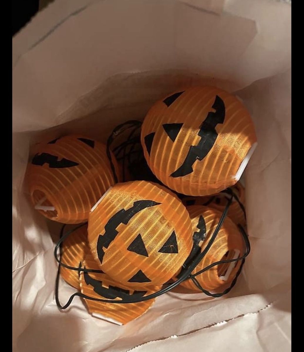 Tutte le decorazioni: Halloween Deko Set – Usato da Luzern venduto da Fledermaus82 4