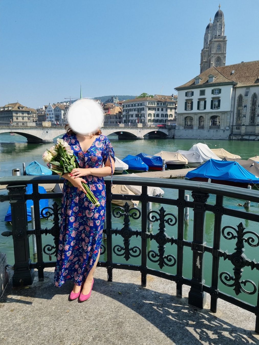 Vestiti: Damen Kleider Blau mit Blumen XS/S – Usato da Zürich venduto da zuz_9qry