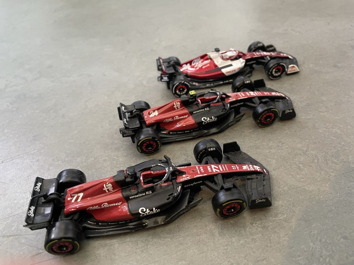 Bburago Voitures modèles: Alfa Romeo F1 Modellautos – D'occasion à Kerns par jol_h6f8