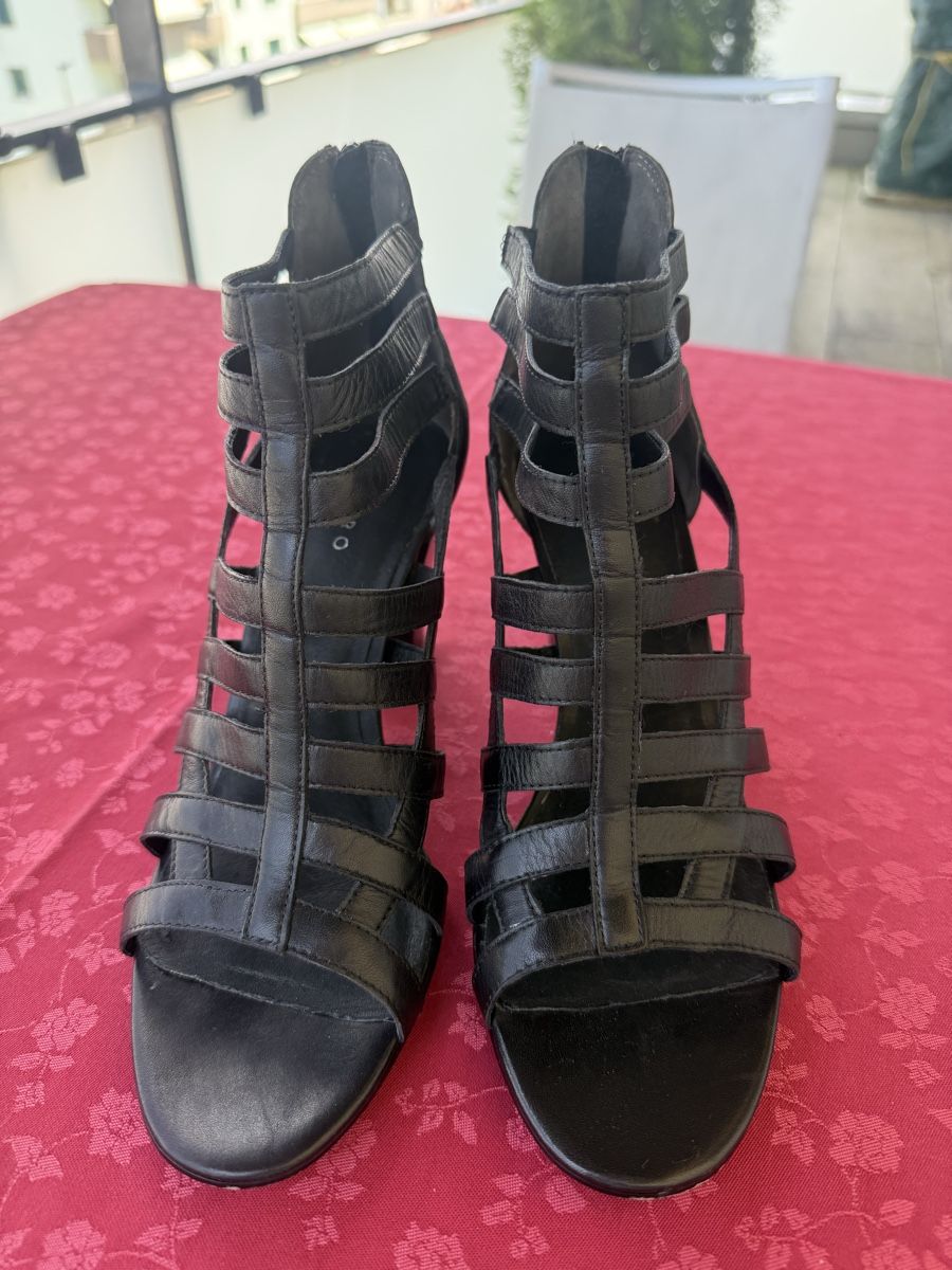 Damenschuhe: PESARO Sandalen Gr. 40 – Neu (gemäss Beschreibung) aus Sirnach von sirni 1