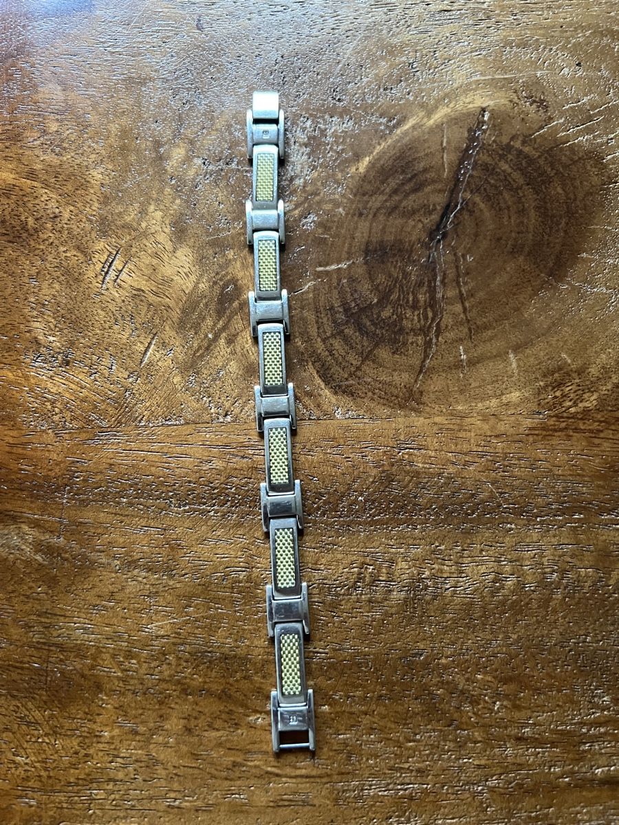 Bracciali & Braccialetti: Armband – Usato da Reigoldswil venduto da Gora5