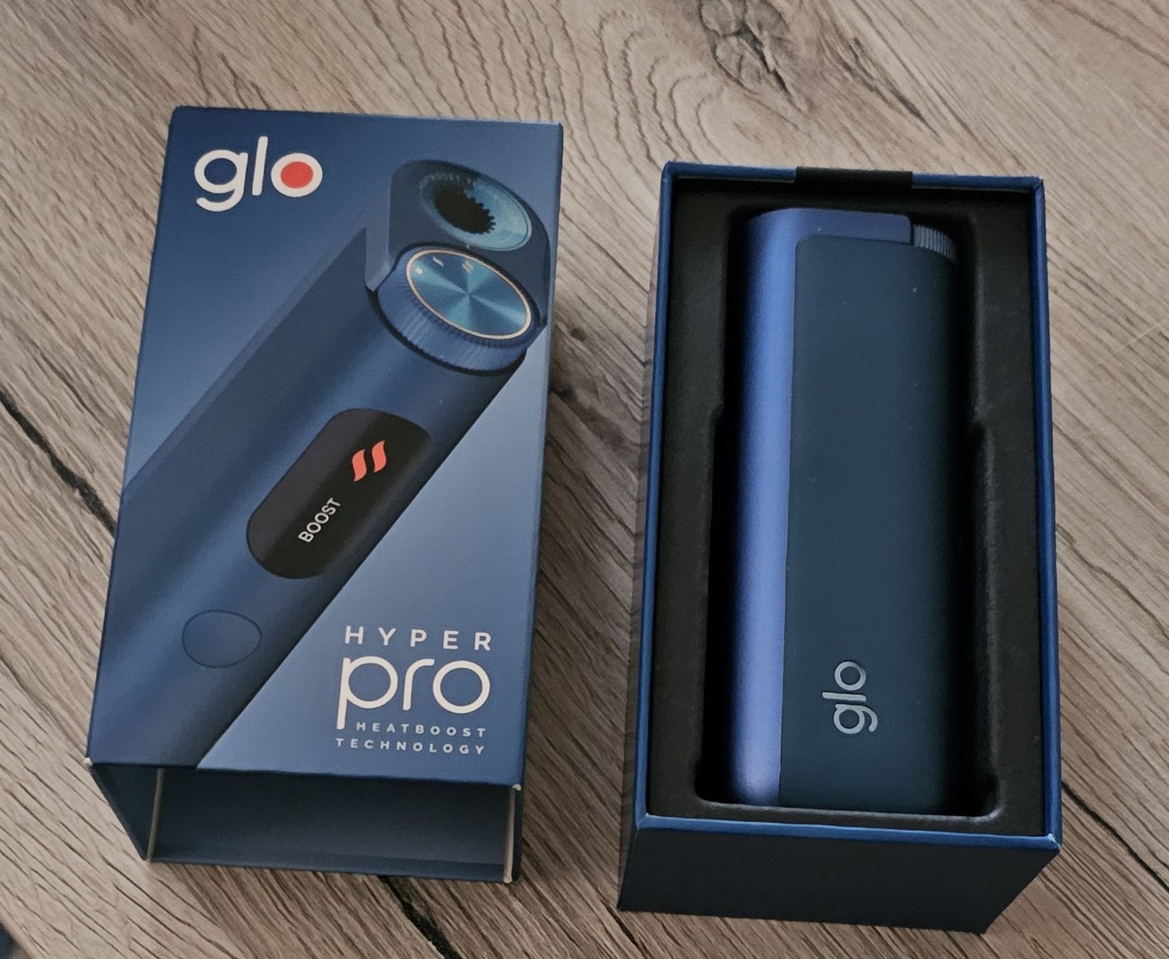 Glo Altri Prodotti per fumatori: Glo hyper pro +  Neo Gold – Usato da Niederbuchsiten venduto da p16_k9xy