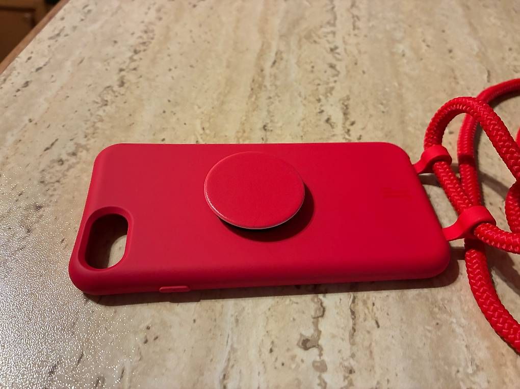 Cover & Protezioni schermo: Coque iPhone SE2, SE3, 7, 8 + cordon + pop grip – Nuovo (secondo la descrizione) da Goumoens-la-Ville venduto da brandonv 2