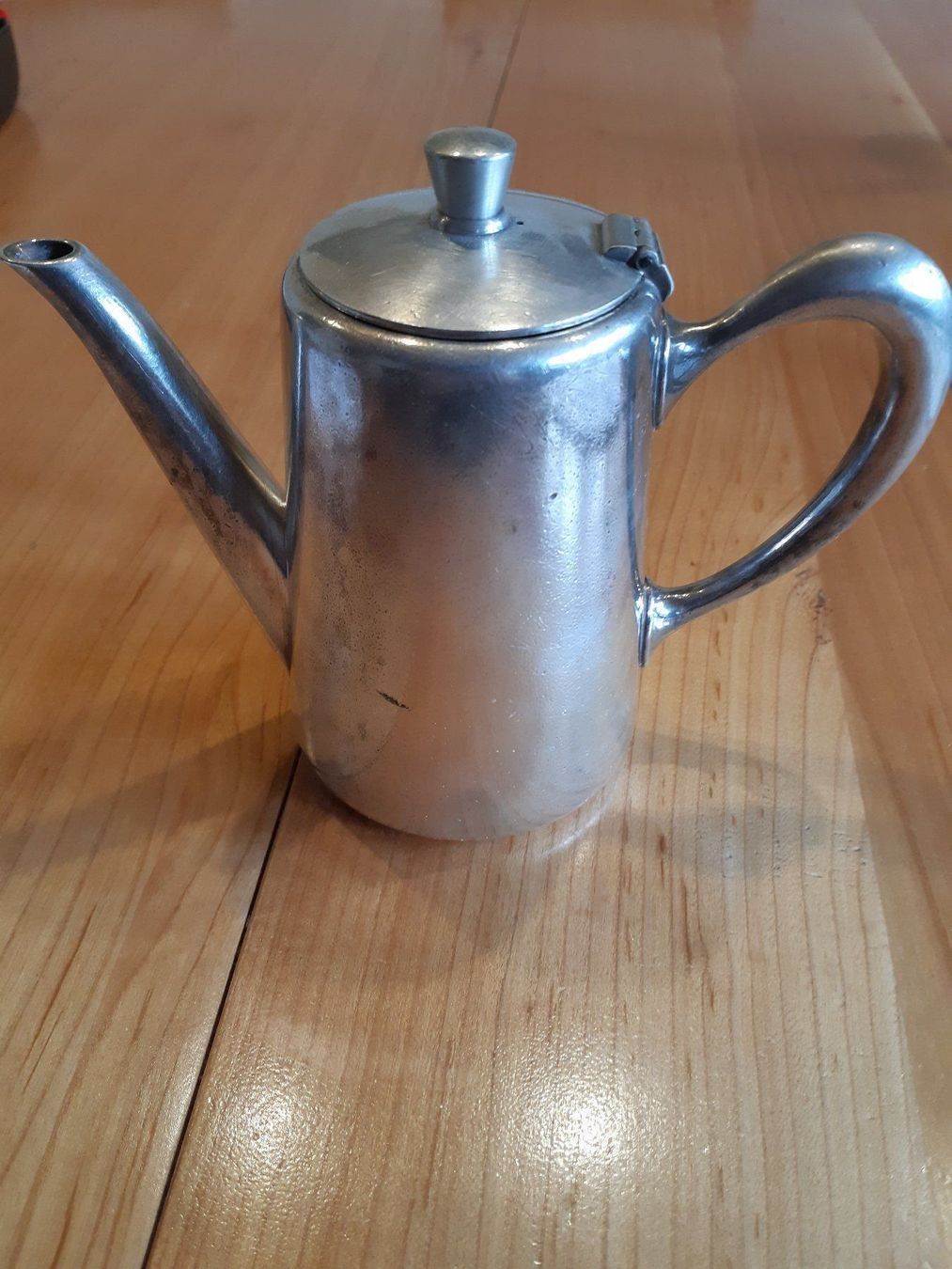Töpfe: Versilberte Kanne "Christoffle" – Gebraucht aus Grindelwald von carro5