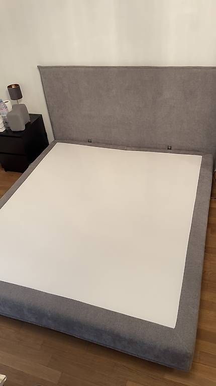 Letti: Möbel Pfister Polsterbett 180x200 – Usato da Oberglatt ZH venduto da 007sand 1