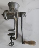 Antiker Fleischwolf Comet 60, gut erhalten