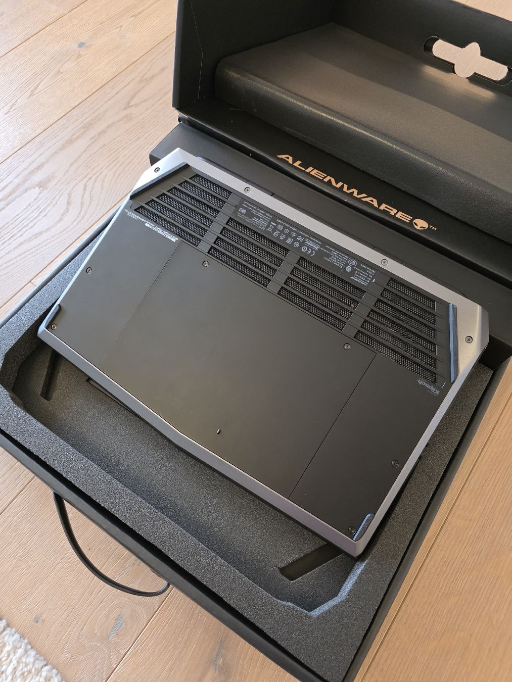 Alienware Notebooks: Alienware 15 R2 Laptop – Gebraucht aus Oberwil-Lieli von ticino122 6