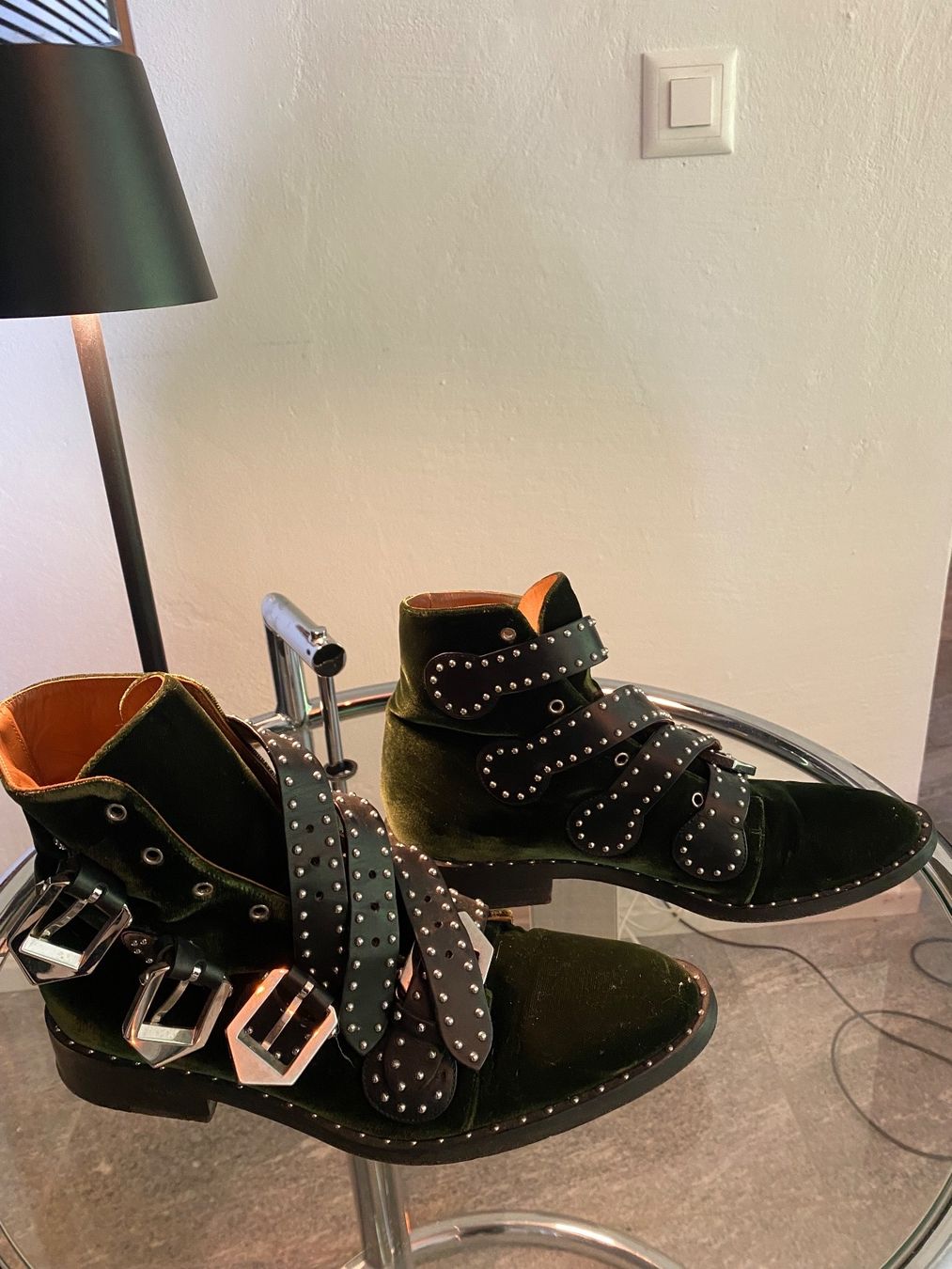 Givenchy Scarpe da donna: Stivaletti Givenchy - 38 - Limited Edition – Usato da Davesco-Soragno venduto da Chichijango 2