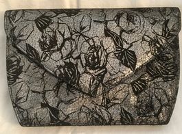 Handtäschchen edle Silberrosen