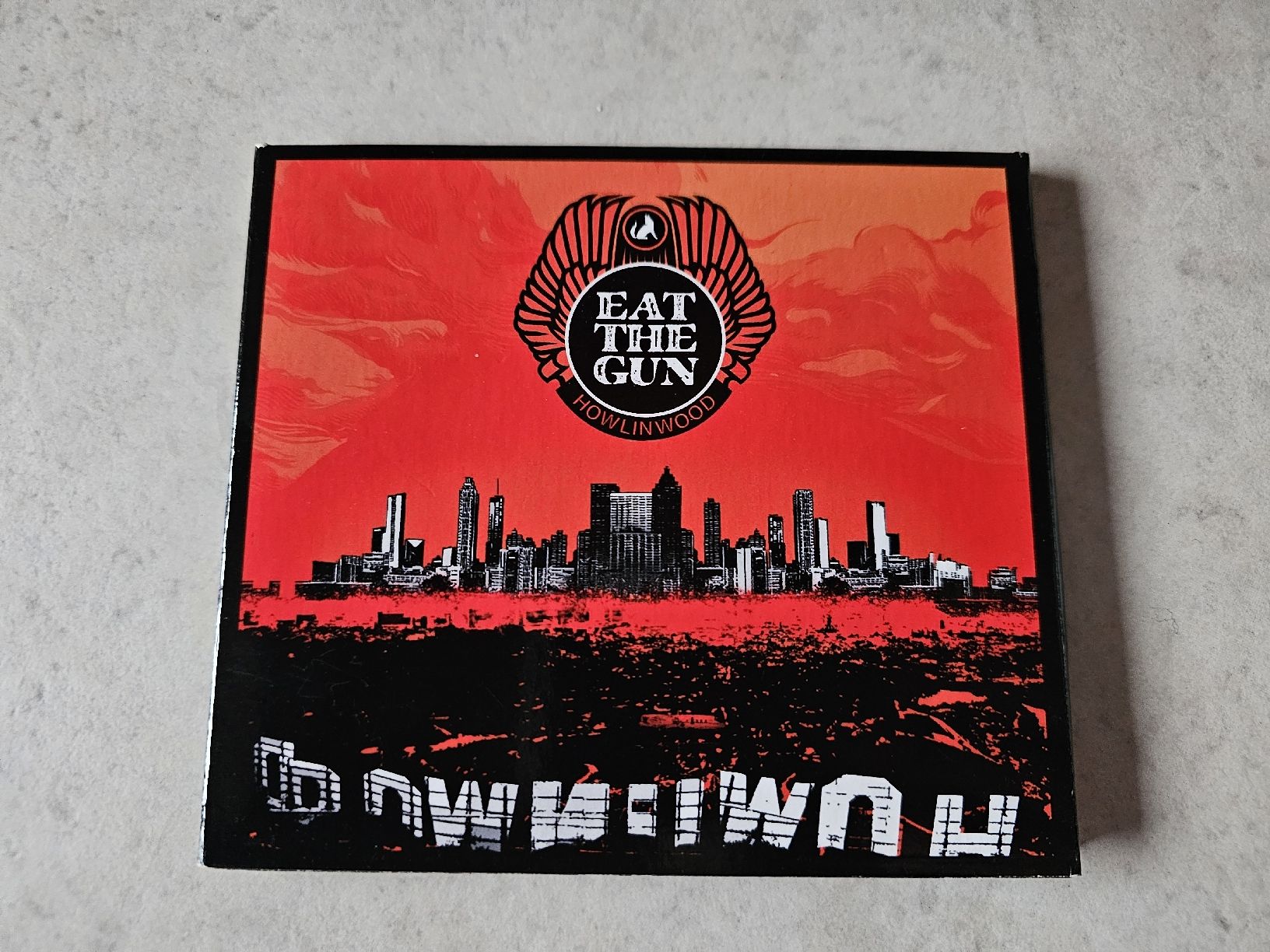 CD: Eat The Gun  -  Howlinwood – Usato da Schneisingen venduto da backstore24