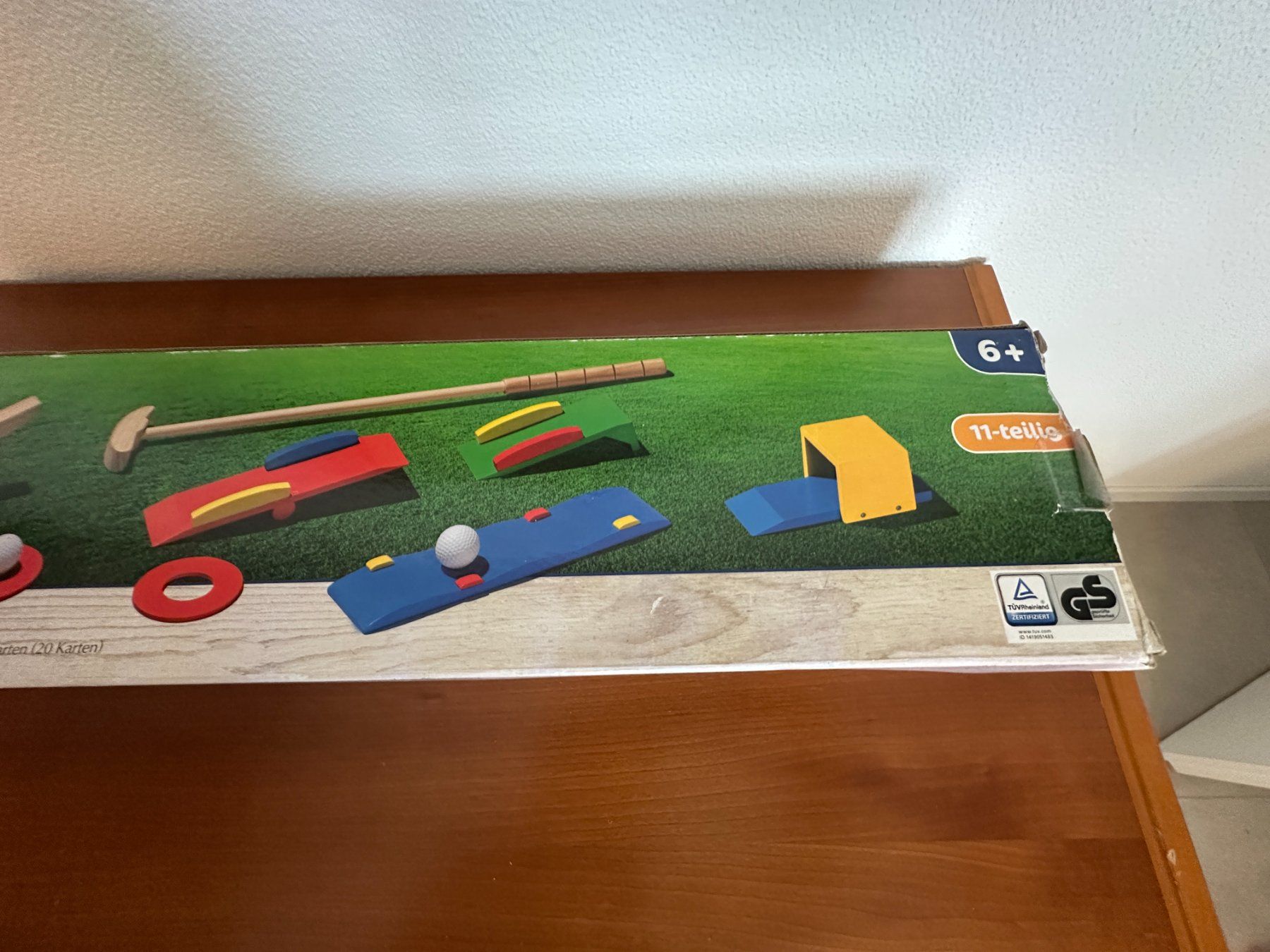 Spielzeuge: Minigolf-Set von Playtive aus Holz – Gebraucht aus Urdorf von ARJN 2