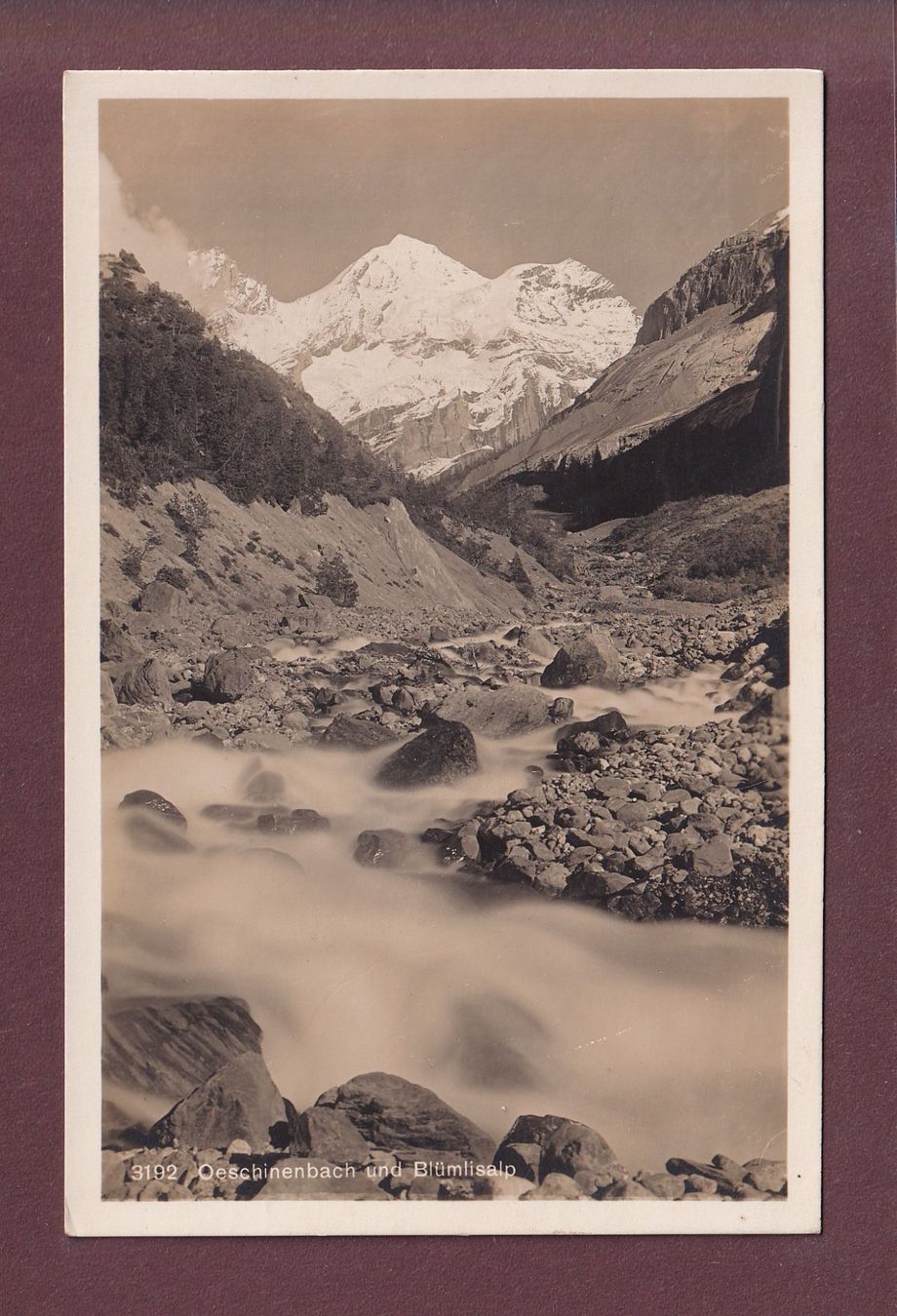Cartoline postali: OESCHINENBACH - Blümlisalp – Usato da Pully venduto da nicecards