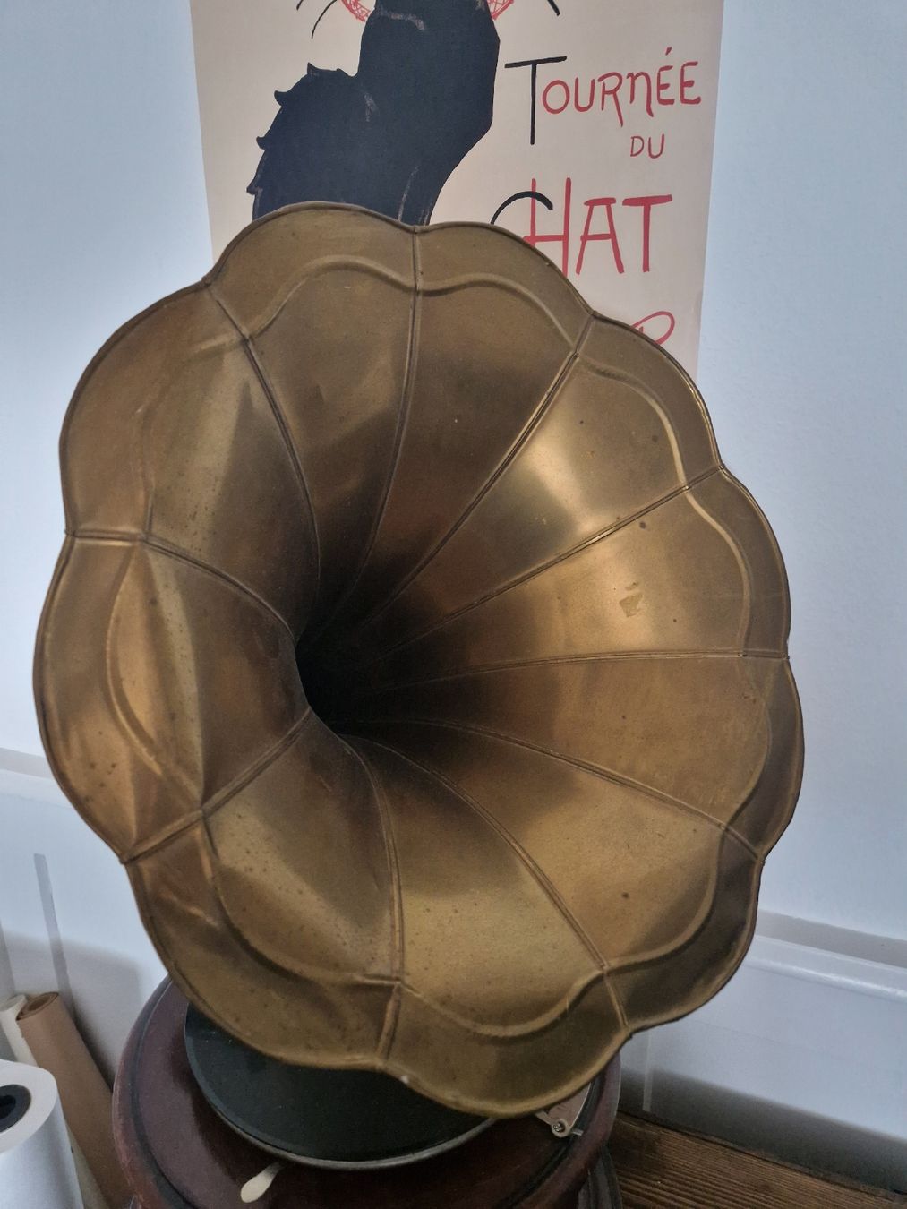 Tourne-disques: Antikes Grammophon HMS – D'occasion à St. Gallen par Sayuri 2