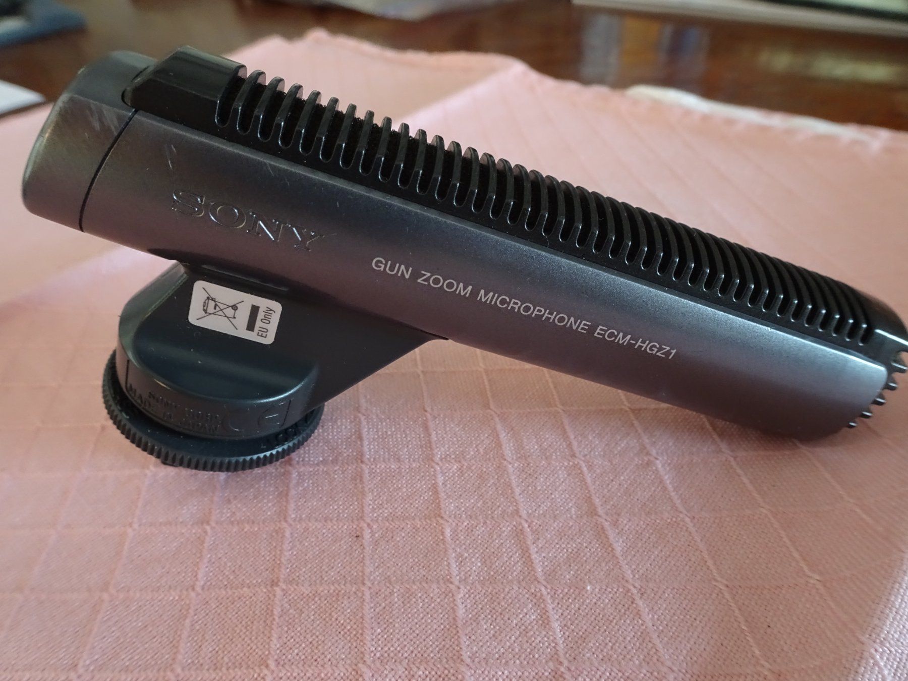 Sony Mikrofone: Stereo Zoom Mikrofon – Gebraucht aus Oberwangen b. Bern von est_d8gf