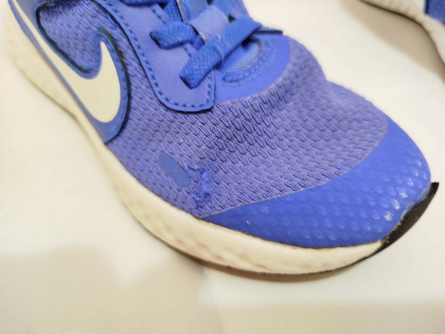 Nike Schuhe für Jungen: Nike Revolution 5 Kinderschuhe, Gr. 29.5 – Gebraucht aus Oberhofen am Thunersee von jojozurich 4