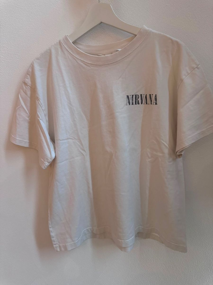 H&M T-Shirts: H&M T-Shirt Nirvana Grösse M gebraucht – Gebraucht aus Zermatt von Walter2019