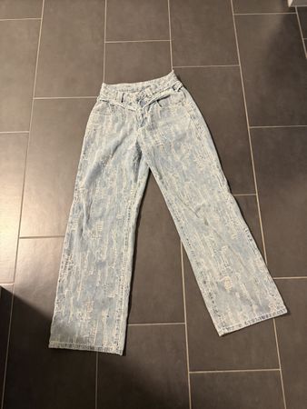 Coole Sommer Jeans mit hohem Bund, Grösse M