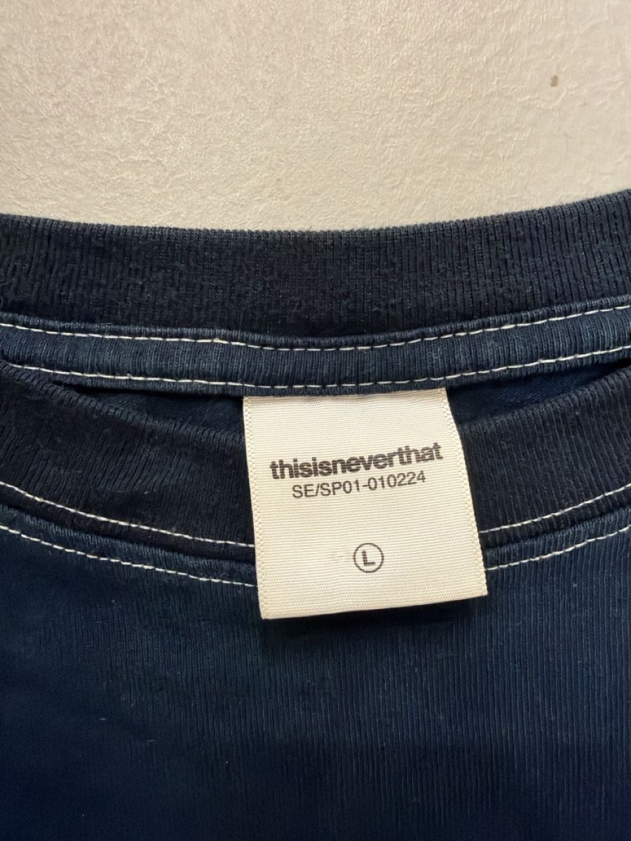 Maglioni & Felpe: thisisneverthat Longsleeve blau Grösse L Baumwolle – Usato da Samstagern venduto da UM94 1
