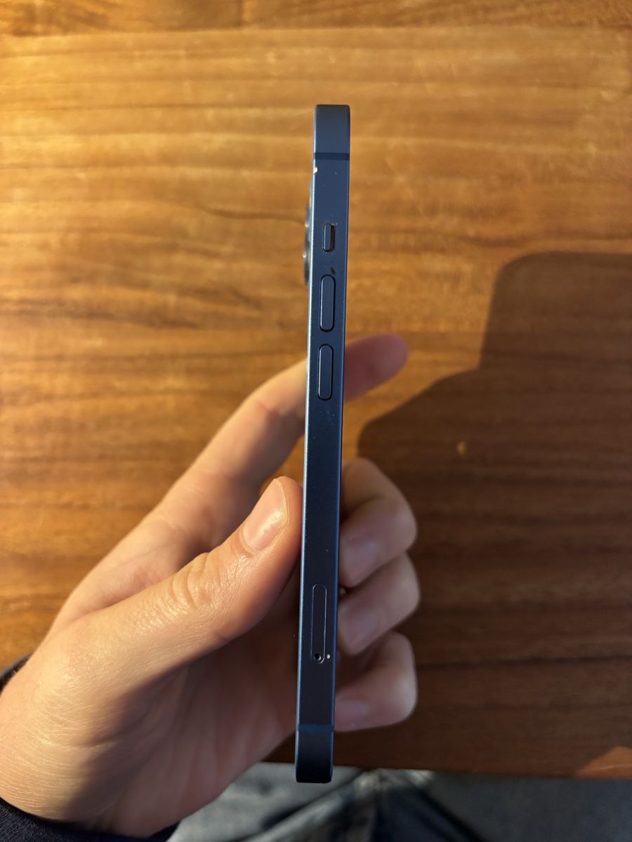 Apple Portables: iPhone 13 - 128 GB - Blau – D'occasion à Zürich par leo_6qmw 6