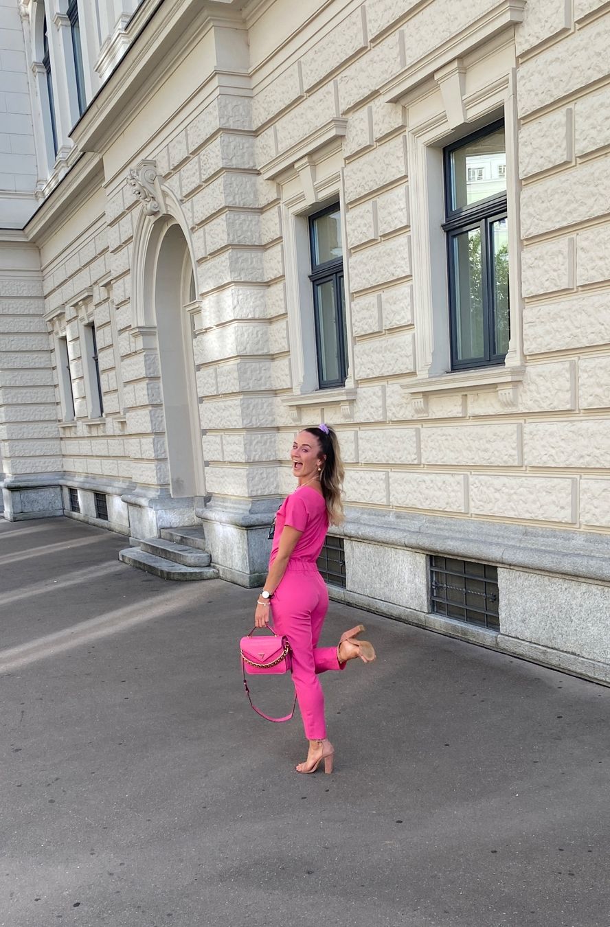 Tute: pink jumpsuit – Usato da Zürich venduto da tre_t57m 1