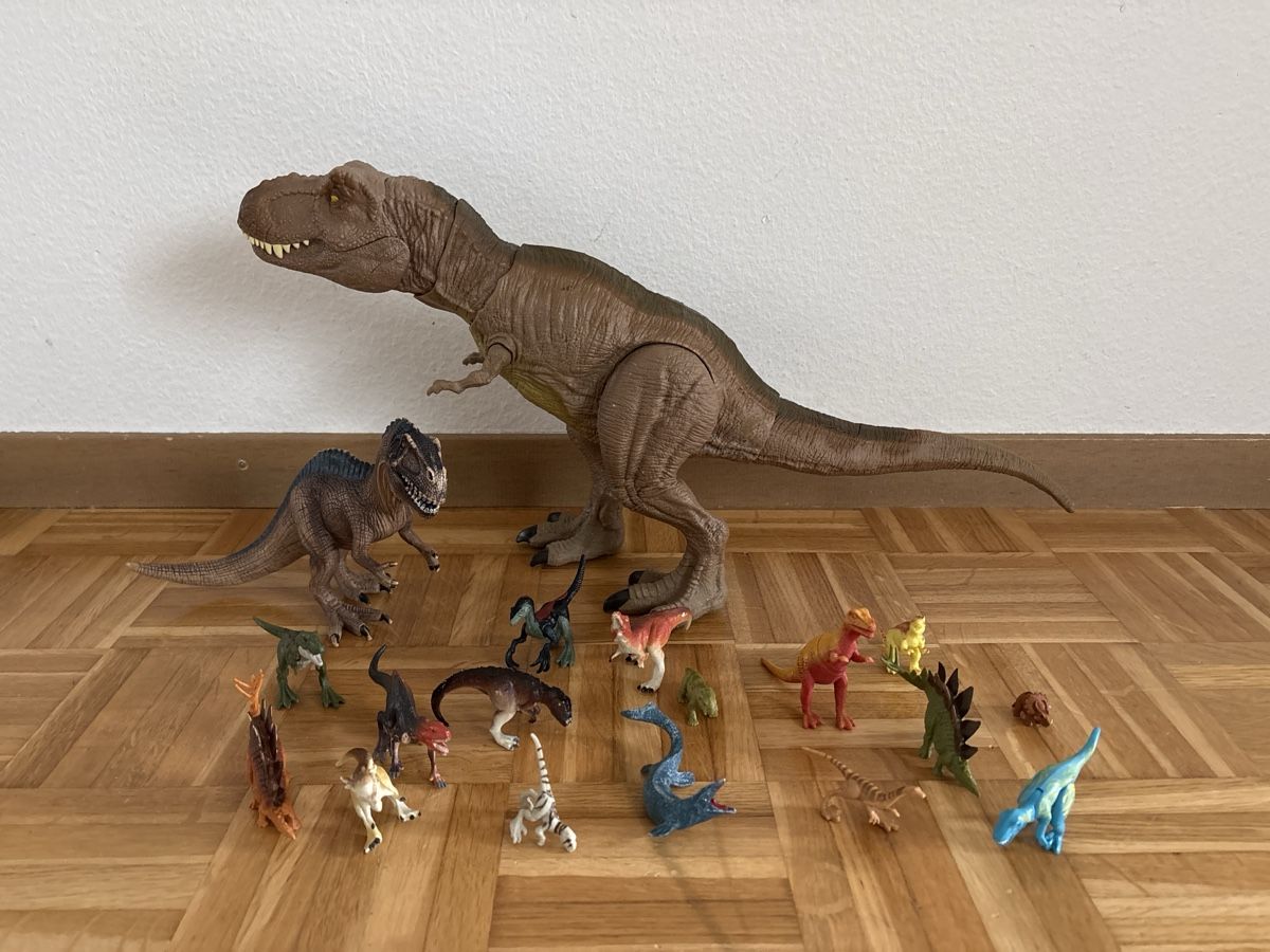 Giocattoli: Dinosaurier-Set – Usato da Bassersdorf venduto da Shke01