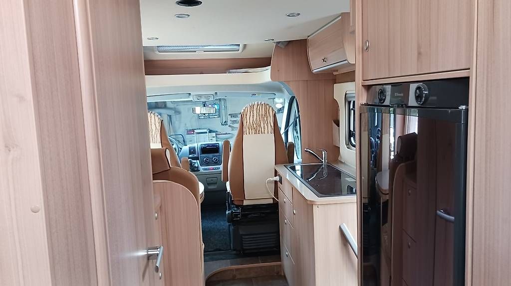 Bürstner Camping Fahrzeuge: Bürstner Ixeo Time IT 670 G – Gebraucht aus Russikon von dan_7zyk 4