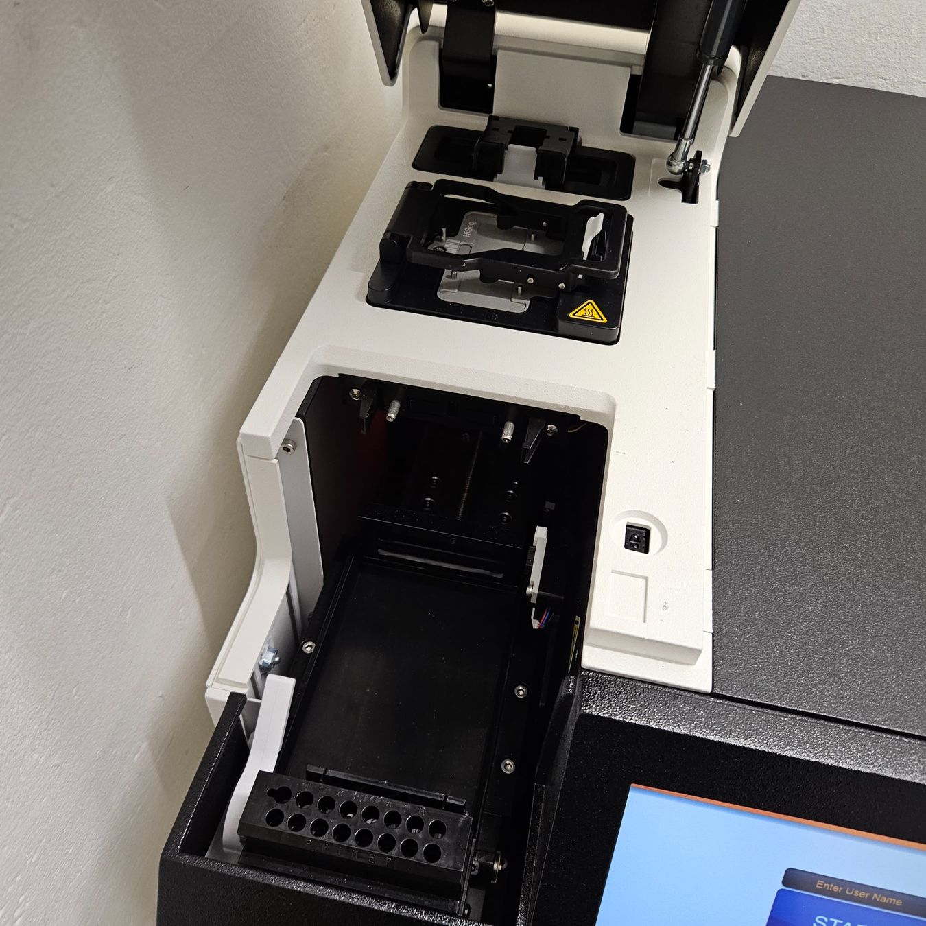 Accessori da laboratorio: Illumina cBot 2 – Usato da Niederdorf venduto da LeptonAG_Labor 3
