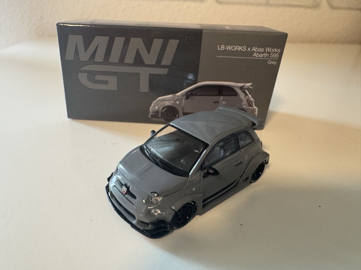 Fiat Modellini d'auto: Mini Gt Fiat 500 – Nuovo e nell'imballaggio originale da Liebefeld venduto da Tatts81