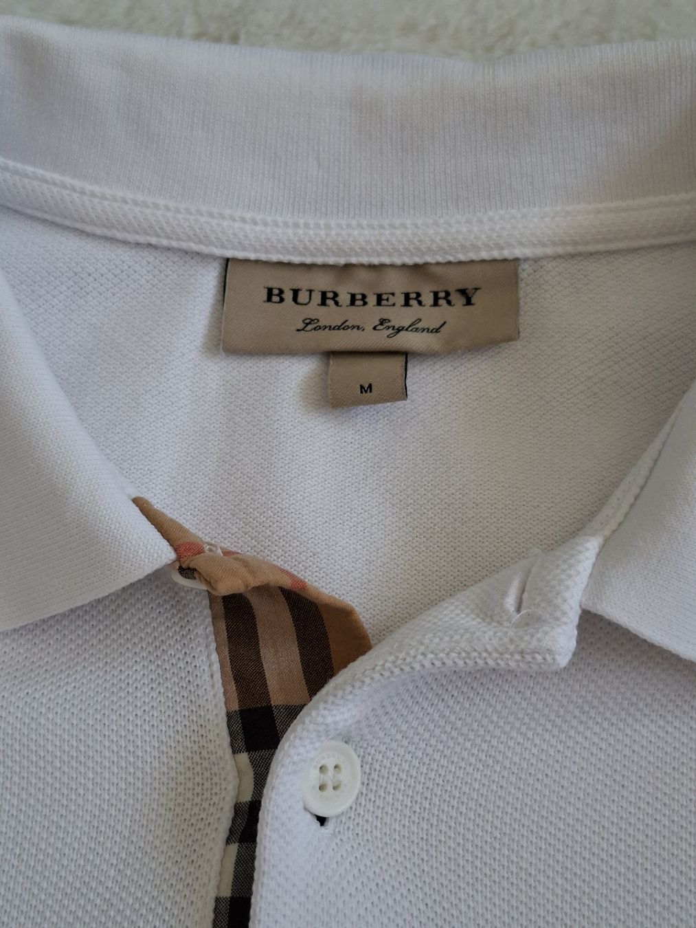 Burberry Polo-Shirts: Polo Burberry blanc taille M – Gebraucht aus Renens VD von ser_j2fn 6