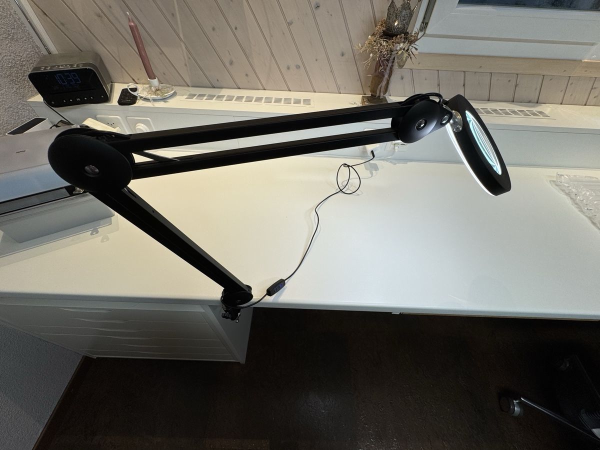 Altro per Ottica: Lupe mit LED Ringlicht, super Zustand! – Usato da Kappel SO venduto da bea_86h2 1