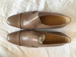 Doucal's Classic Italian Loafers / Women /Size 39 / New