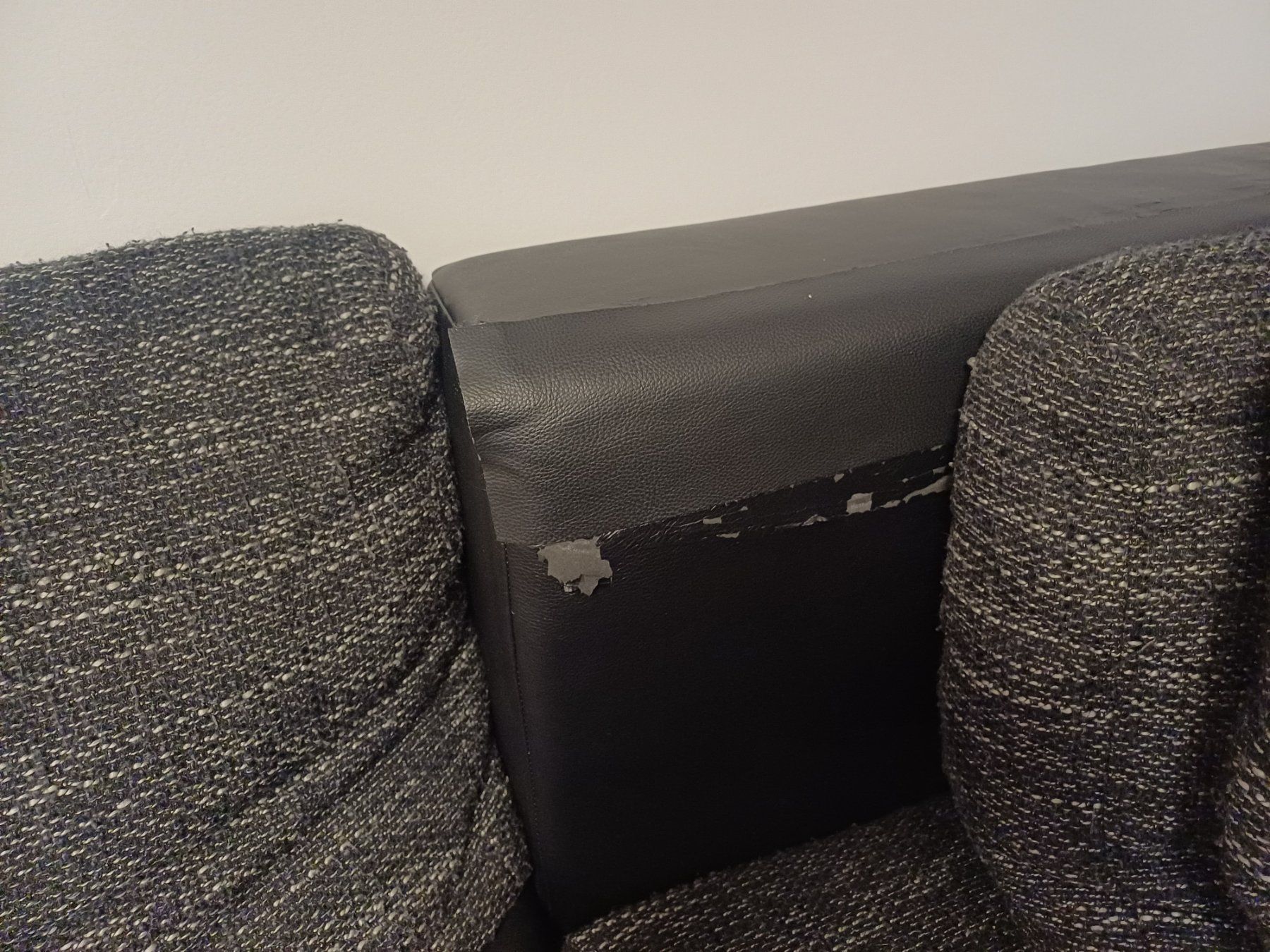Sofas: Grosses Ecksofa mit Bettfunktion – Gebraucht aus Düdingen von Lechim2 6