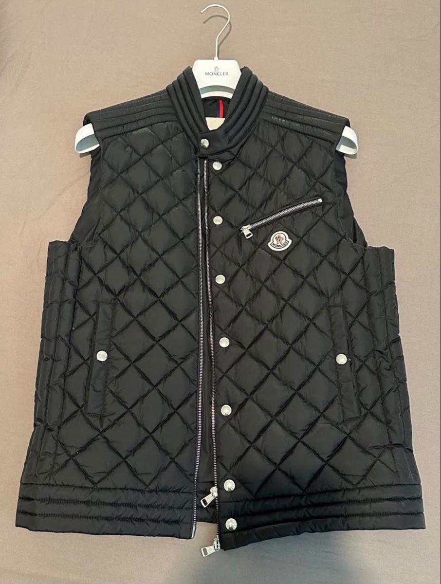 Gilet & Giacche: Moncler Weste – Nuovo (secondo la descrizione) da Dietikon venduto da Terezah