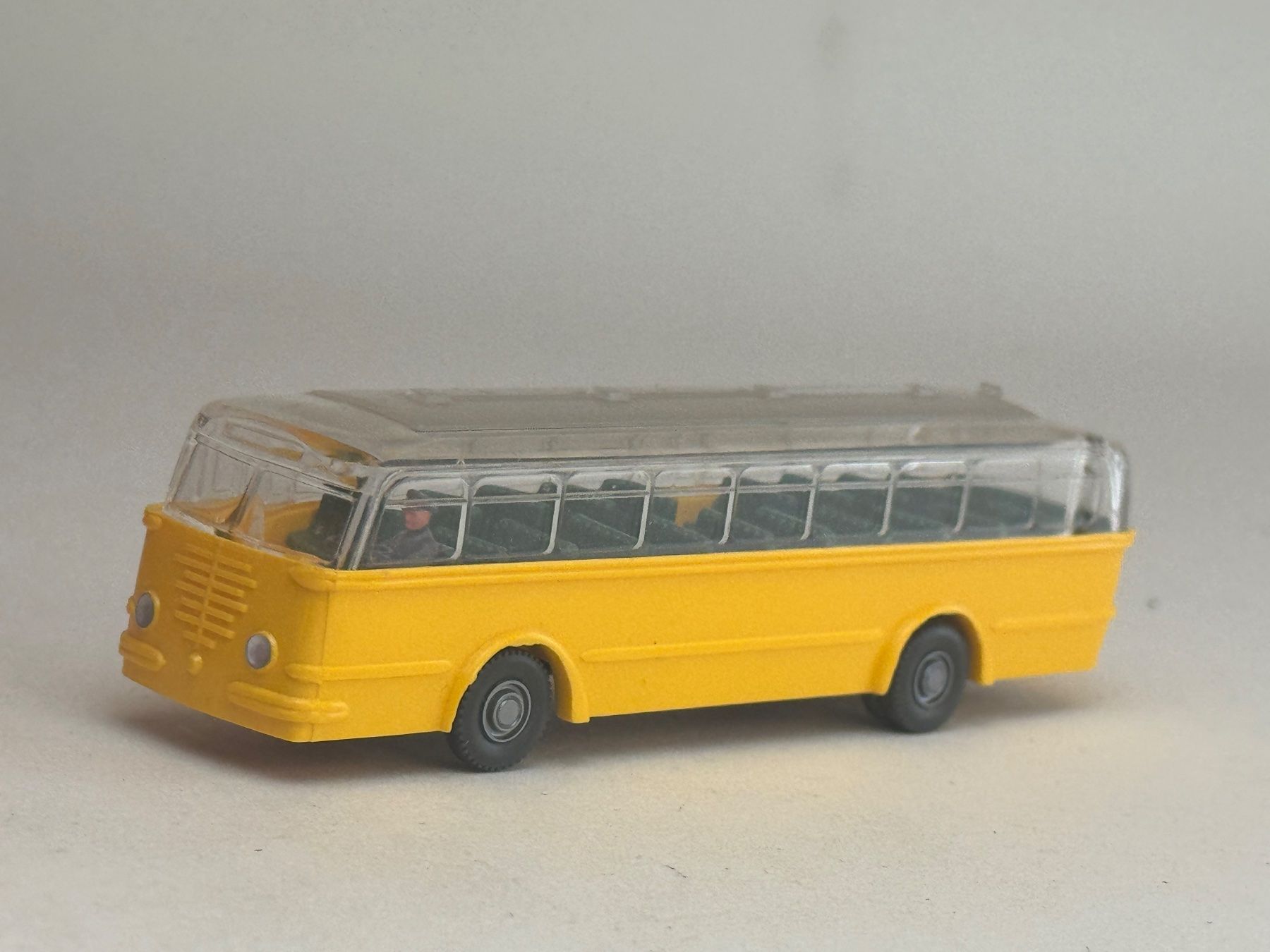 Wiking Modellini d'auto: HR--Wiking Büssing Trambus gelb – Usato da Elm venduto da Wikmtz