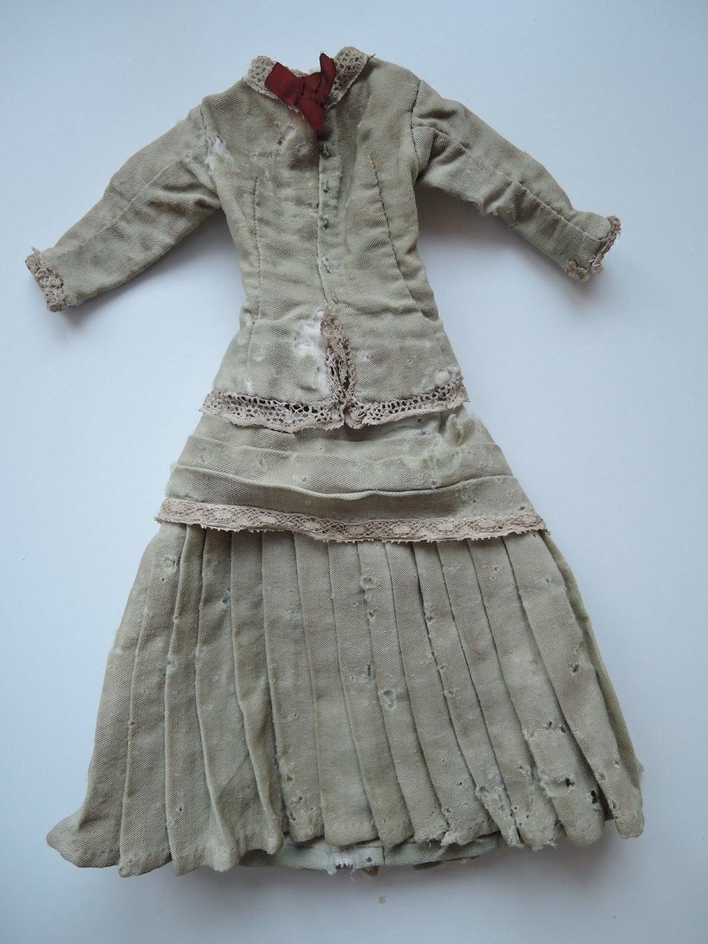 Bambole: Parian Biedermeier Puppe ca.1850-1860 – Usato da BINNINGEN venduto da Ramschti 5