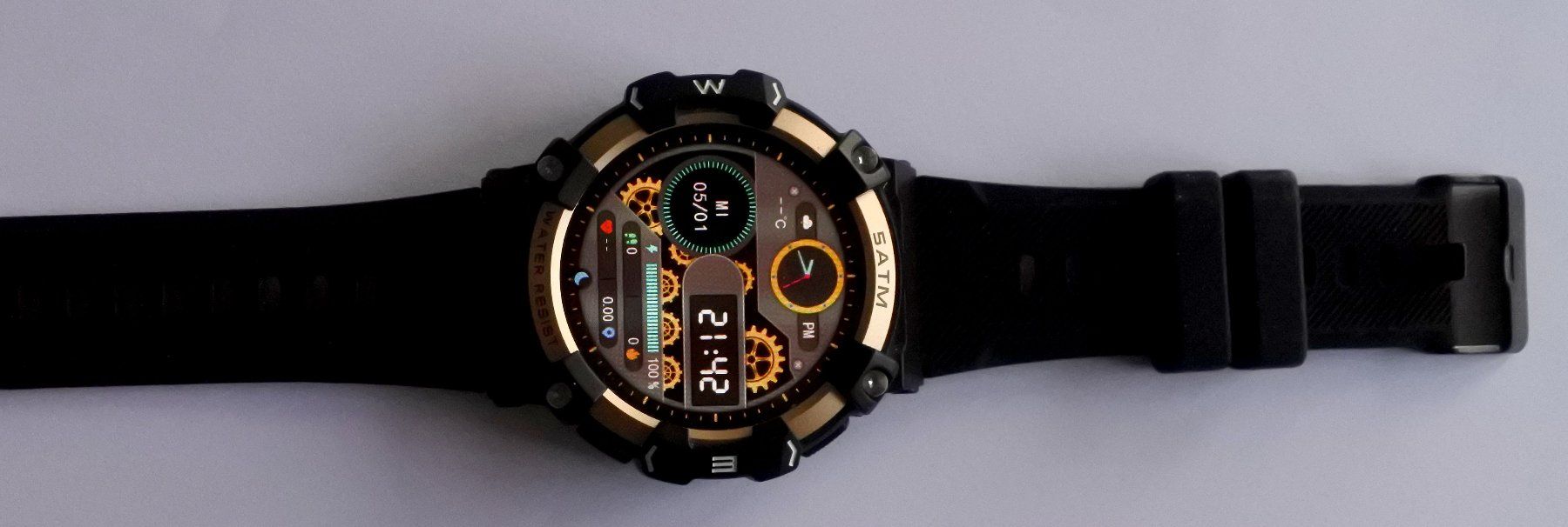 Smart Smartwatch: Smartwatch Titan PG Uhr gold – Neu (gemäss Beschreibung) aus Worblaufen von Andromedas 4