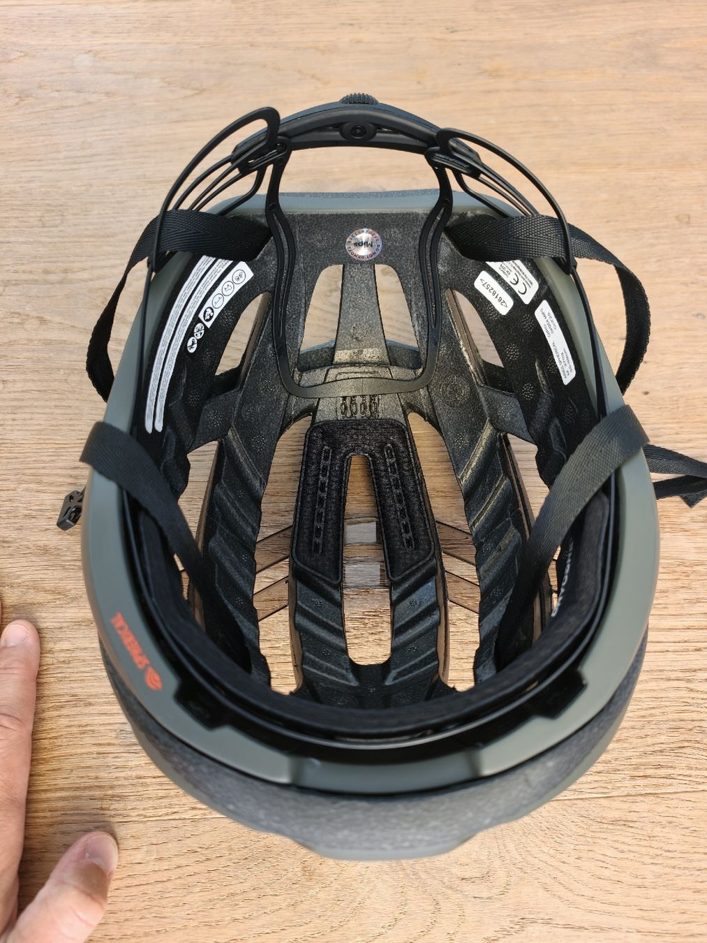 Giro Helme: Giro Aries Spherical Grösse M Matt dark sage – Gebraucht aus Bachenbülach von Food4Thought 5