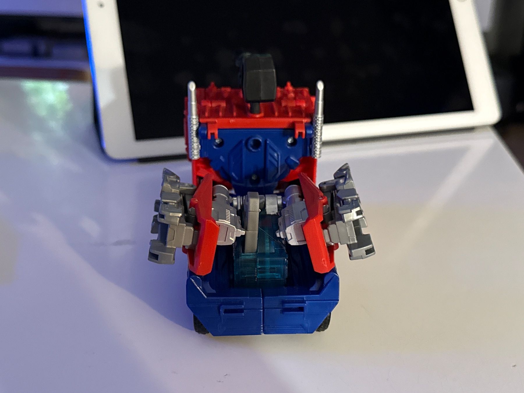 Statuette: Transformers Optimus Prime Lastwagen – Usato da Allschwil venduto da meeresperle 2